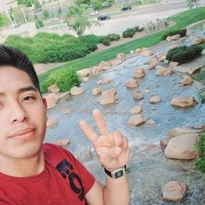 Meet your Posher, Adalid